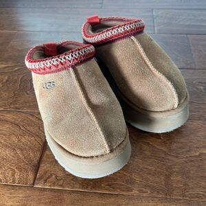 UGG Taz Slippers